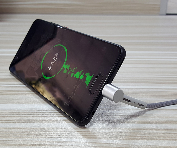 TYPE-C支架數(shù)據(jù)線