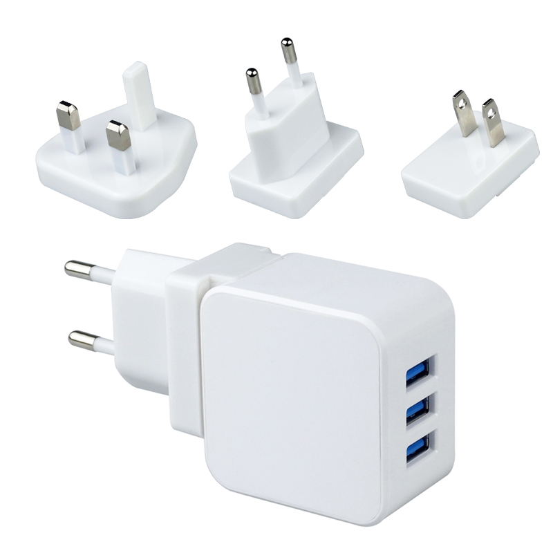 3口USB轉(zhuǎn)換頭充電器-ST390