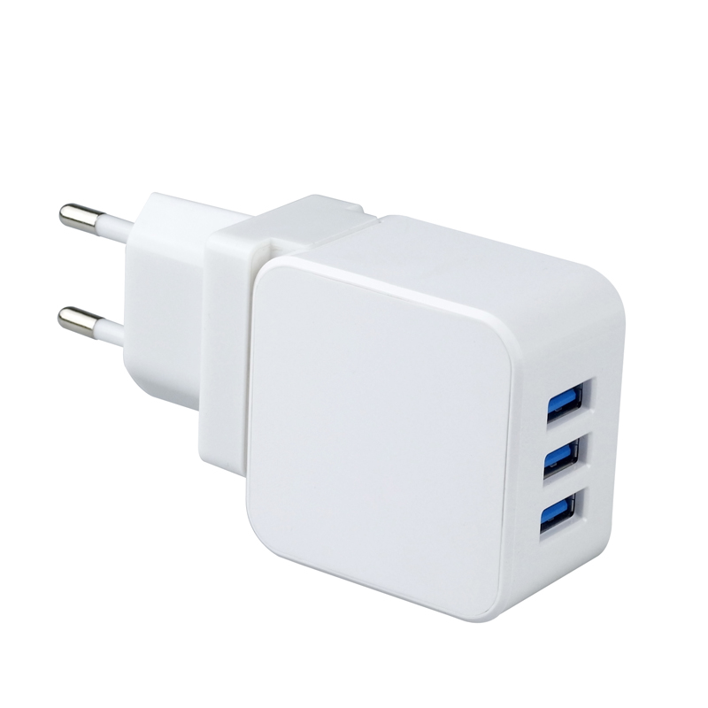 3口USB轉(zhuǎn)換頭充電器-ST390 3口USB轉(zhuǎn)換頭充電器-ST390