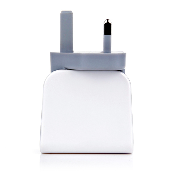 英規(guī)、美規(guī)、歐規(guī)3.1A雙USB充電器-ST30