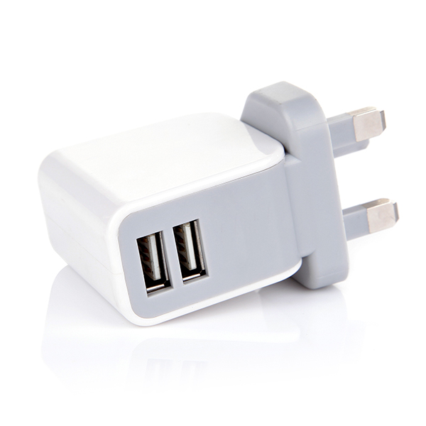 英規(guī)、美規(guī)、歐規(guī)3.1A雙USB充電器-ST30