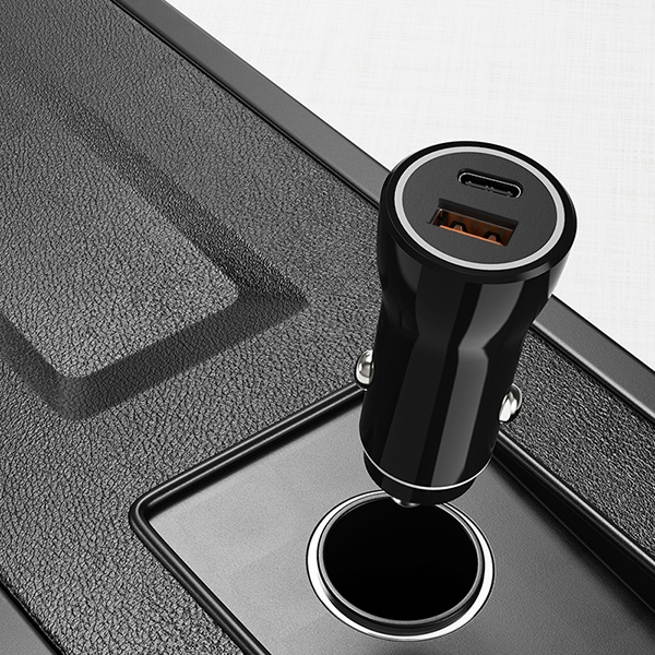 30W PD+QC3.0車載充電器 SC353 30W PD+QC3.0車載充電器 SC353